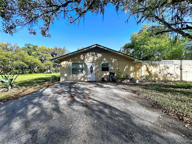 17902 BURNSIDE ROAD, Lutz, FL 33548