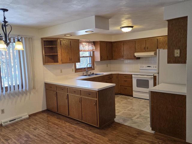 2205 WELHOUSE DRIVE, Kaukauna, WI 54130