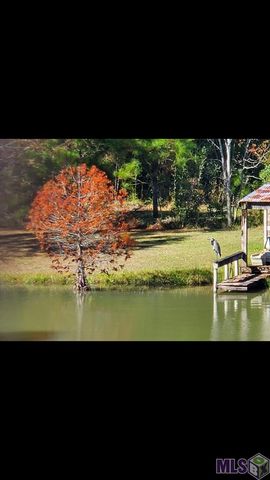 7444 S Tiger Bend Rd, Baton Rouge, LA 70817