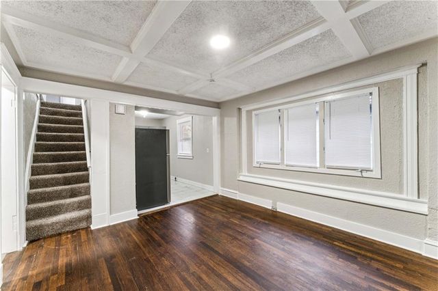 4224 Agnes Avenue, Kansas City, MO 64130