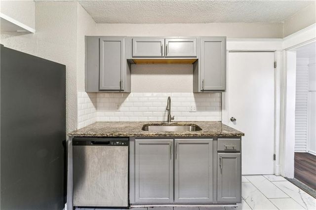 4224 Agnes Avenue, Kansas City, MO 64130