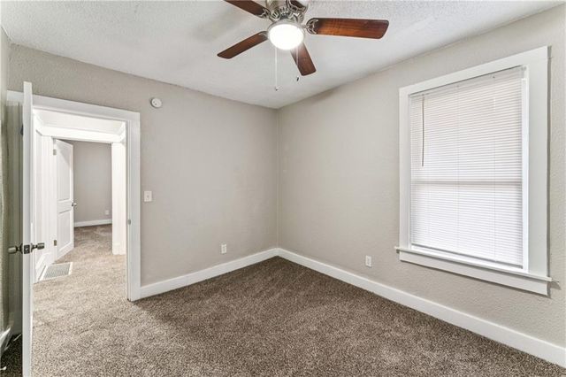 4224 Agnes Avenue, Kansas City, MO 64130