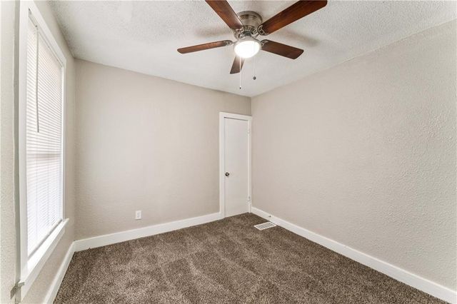 4224 Agnes Avenue, Kansas City, MO 64130