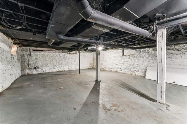 4224 Agnes Avenue, Kansas City, MO 64130