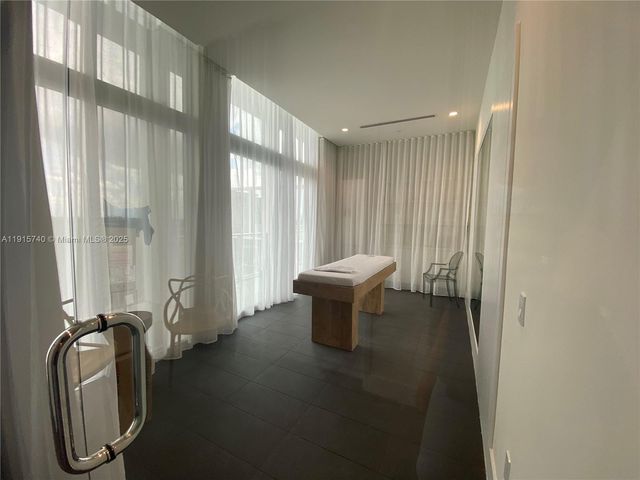 2000 Metropica Way 2104, Sunrise, FL 33323