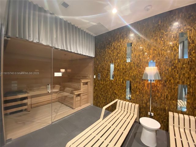 2000 Metropica Way 2104, Sunrise, FL 33323