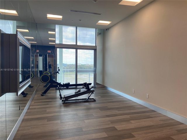 2000 Metropica Way 2104, Sunrise, FL 33323