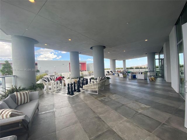2000 Metropica Way 2104, Sunrise, FL 33323