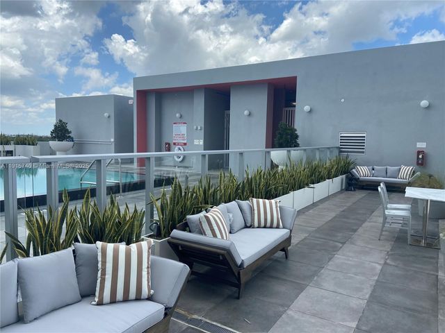 2000 Metropica Way 2104, Sunrise, FL 33323