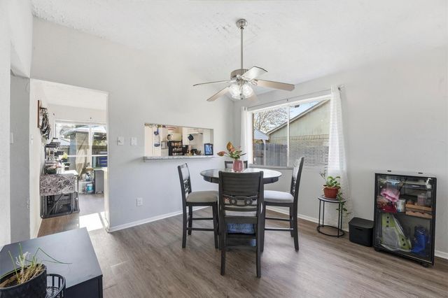 3735 Meadow Place Drive, Houston, TX 77082