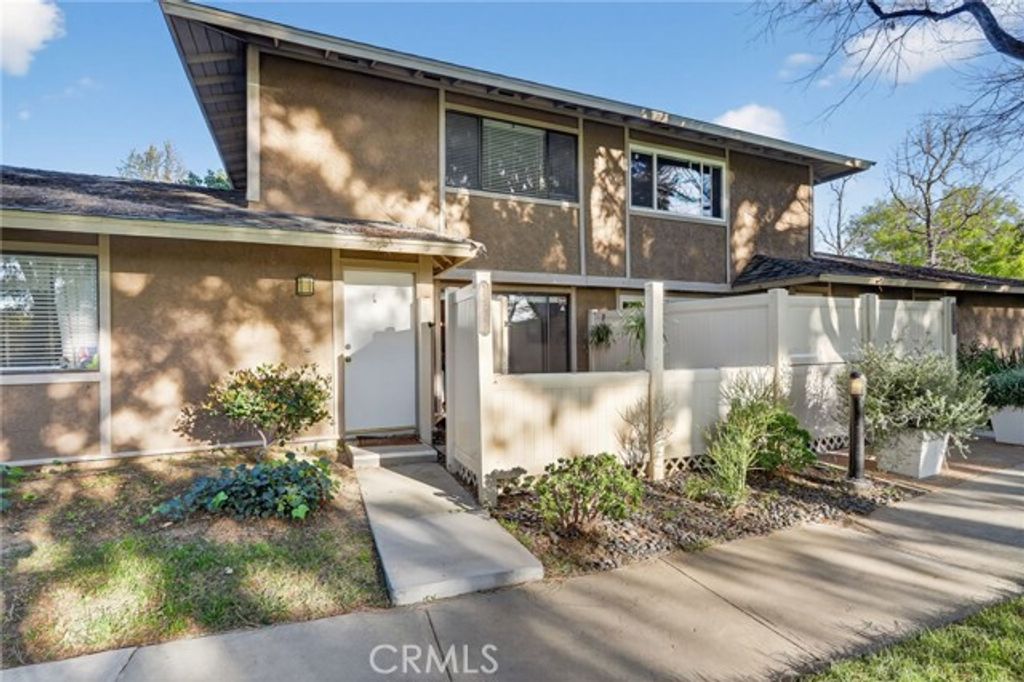 28867 Conejo View, Agoura Hills, CA 91301