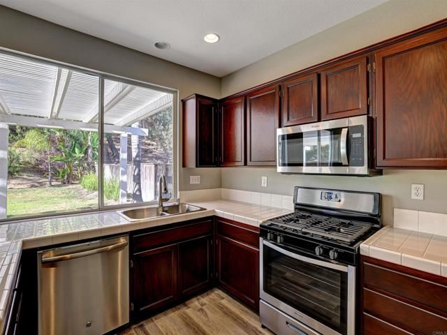 13467 Leafwood Drive, Corona, CA 92883