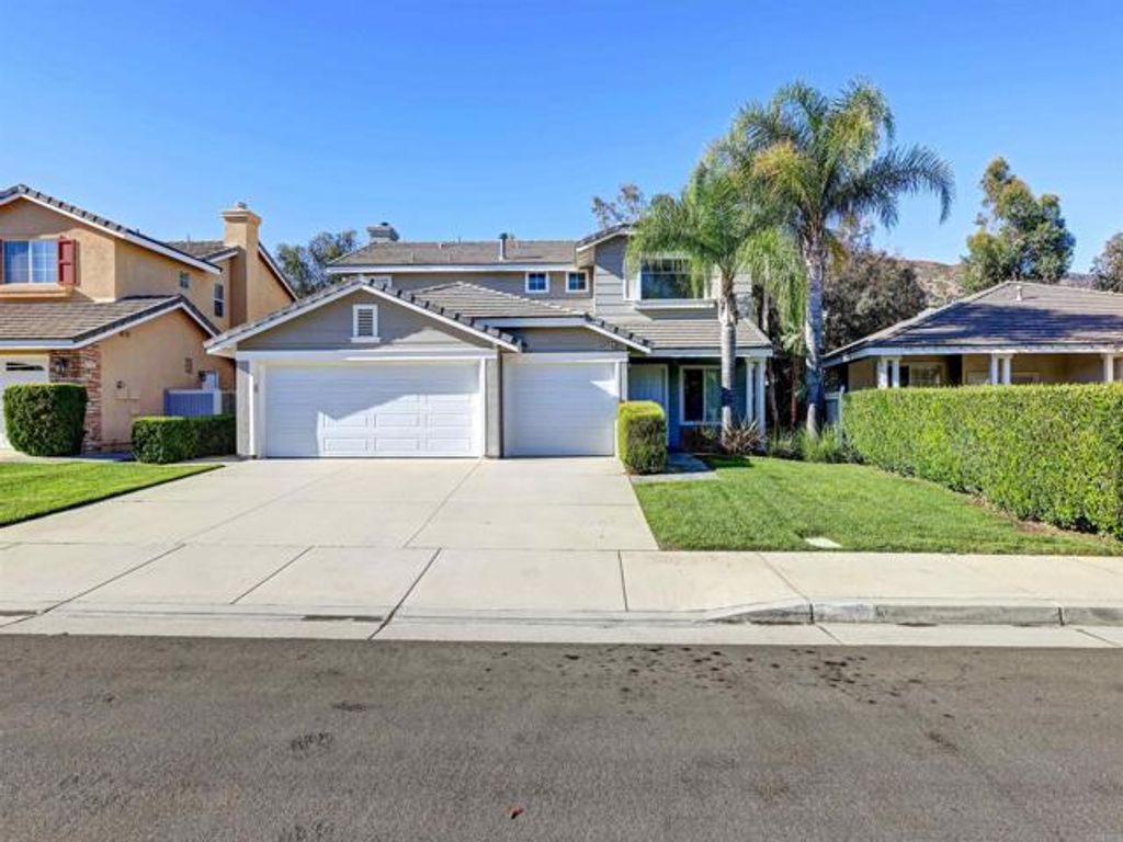 13467 Leafwood Drive, Corona, CA 92883
