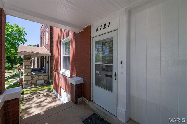 4721 Tennessee Avenue, St Louis, MO 63111