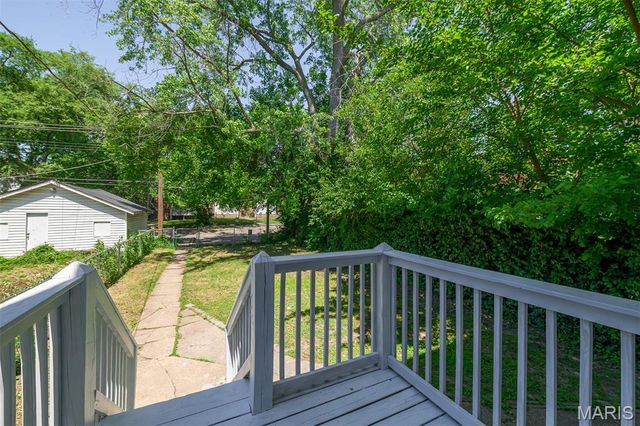 4721 Tennessee Avenue, St Louis, MO 63111
