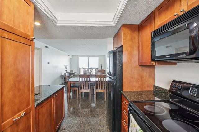 9 HAIG PLACE 704, Dunedin, FL 34698