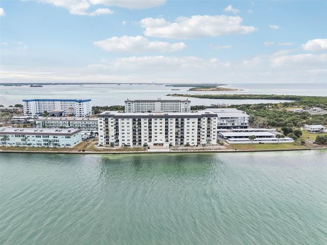 9 HAIG PLACE 704, Dunedin, FL 34698