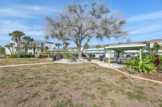 9 HAIG PLACE 704, Dunedin, FL 34698