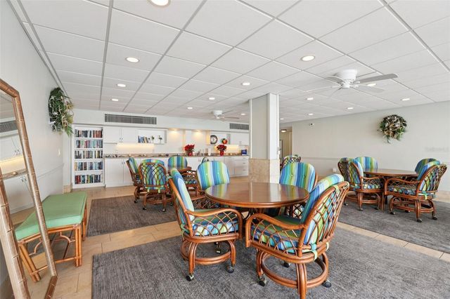 9 HAIG PLACE 704, Dunedin, FL 34698