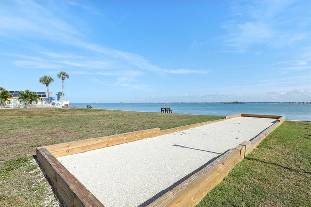 9 HAIG PLACE 704, Dunedin, FL 34698