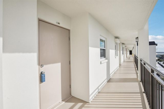 9 HAIG PLACE 704, Dunedin, FL 34698