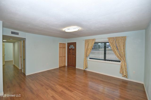 15469 Dobson Road, D'iberville, MS 39540