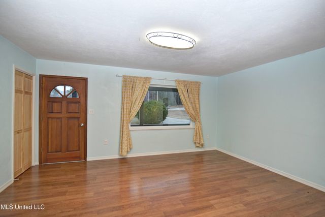 15469 Dobson Road, D'iberville, MS 39540