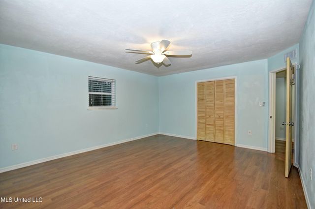 15469 Dobson Road, D'iberville, MS 39540