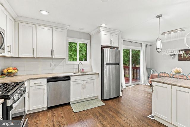107 PINE BLVD, Medford, NJ 08055