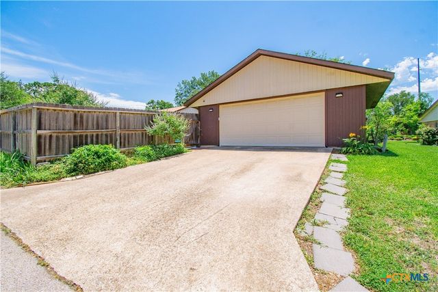 2210 Buckskin Trail, Temple, TX 76502