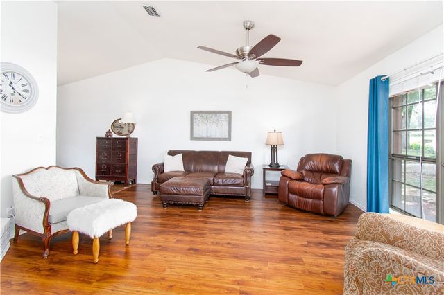 2210 Buckskin Trail, Temple, TX 76502