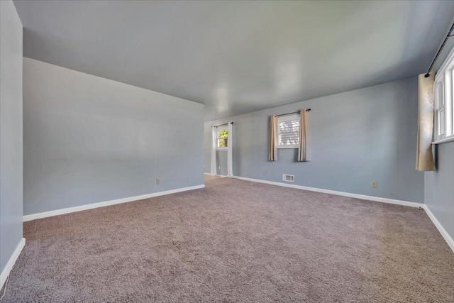 4230 Moomaw AVE, Roanoke, VA 24017