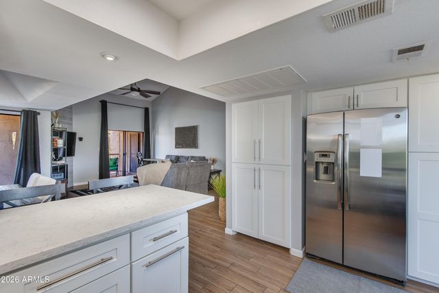 9115 E PURDUE Avenue 220, Scottsdale, AZ 85258