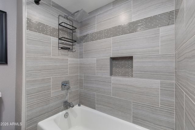 9115 E PURDUE Avenue 220, Scottsdale, AZ 85258