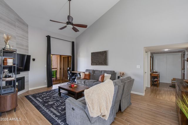 9115 E PURDUE Avenue 220, Scottsdale, AZ 85258