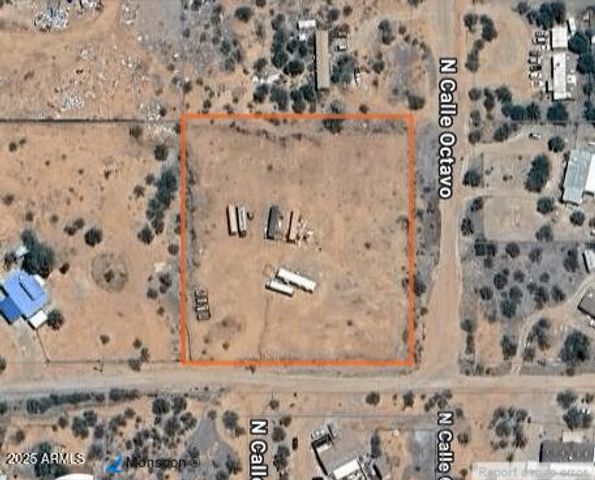 423 E Camino De Pampas --, Huachuca City, AZ 85616