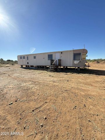 423 E Camino De Pampas --, Huachuca City, AZ 85616