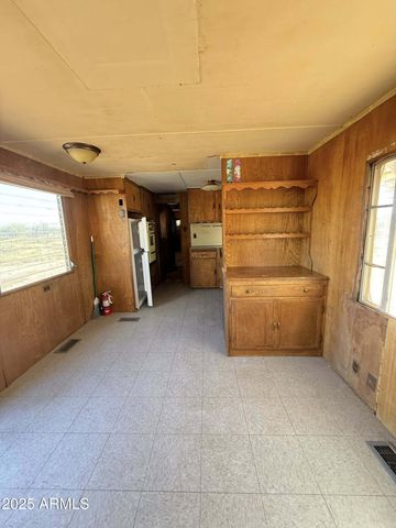 423 E Camino De Pampas --, Huachuca City, AZ 85616