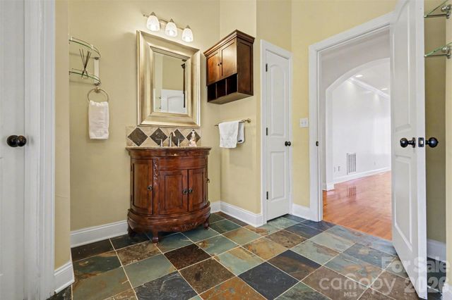 402 Rugby Road, Salisbury, NC 28144