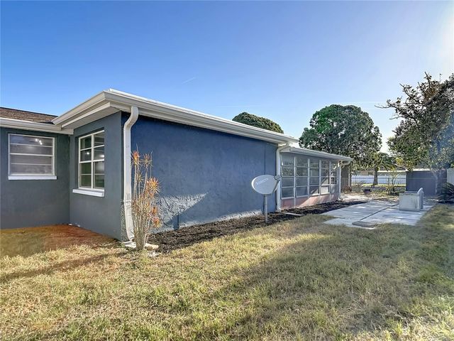 5710 BITTERSWEET DRIVE, Holiday, FL 34690