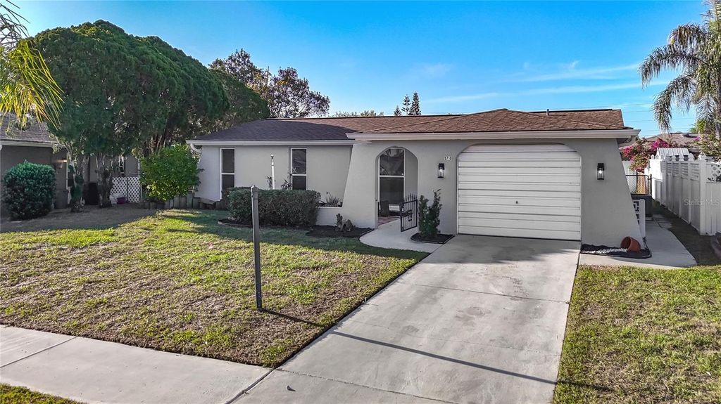 5710 BITTERSWEET DRIVE, Holiday, FL 34690