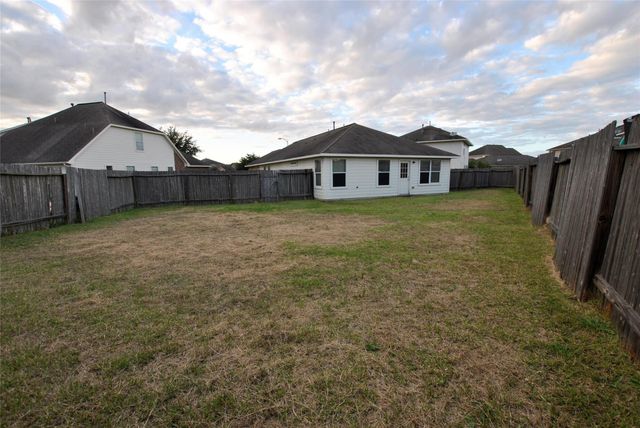 19007 S Whimsey Drive, Cypress, TX 77433
