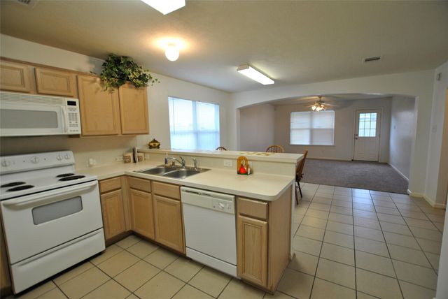 19007 S Whimsey Drive, Cypress, TX 77433