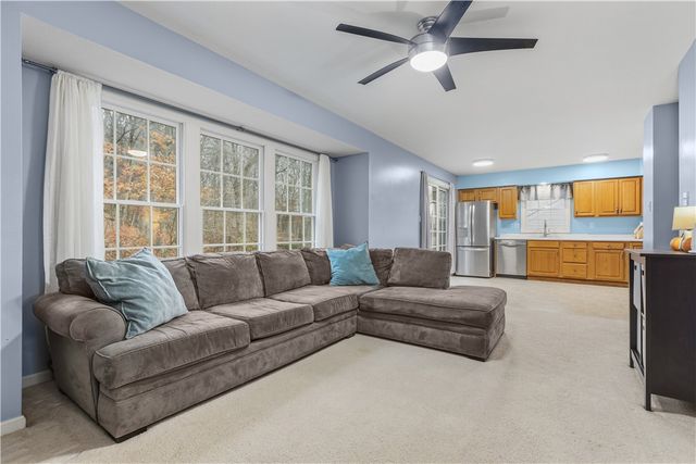 1012 Woodridge Drive, North Strabane, PA 15317