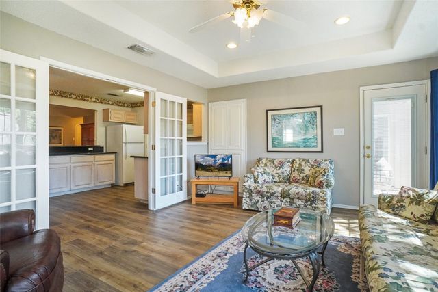 1116 Shadow Ridge Drive, Azle, TX 76020