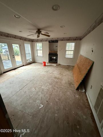 228 Gill Net Lane, Sneads Ferry, NC 28460