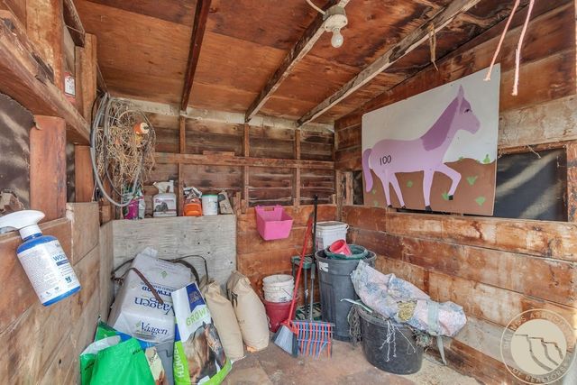 6107 Shepherd Road, Shepherd, MT 59079