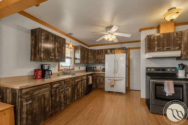 6107 Shepherd Road, Shepherd, MT 59079