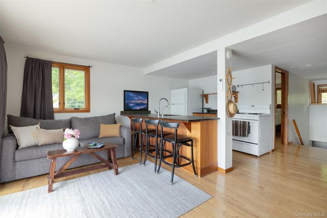 124 Lake Shore Road, Greenwood Lake, NY 10925