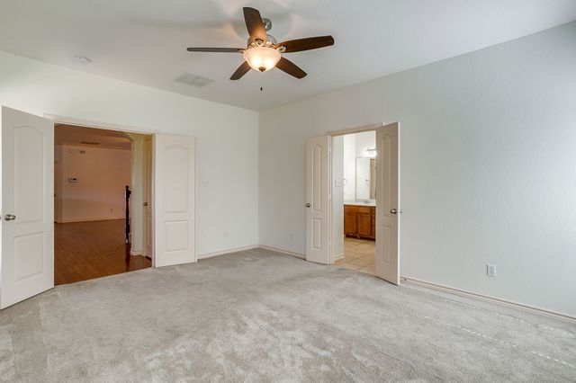1300 Ocotillo Lane, Fort Worth, TX 76177